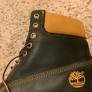 Timberland size 9.5 pre owned great condition